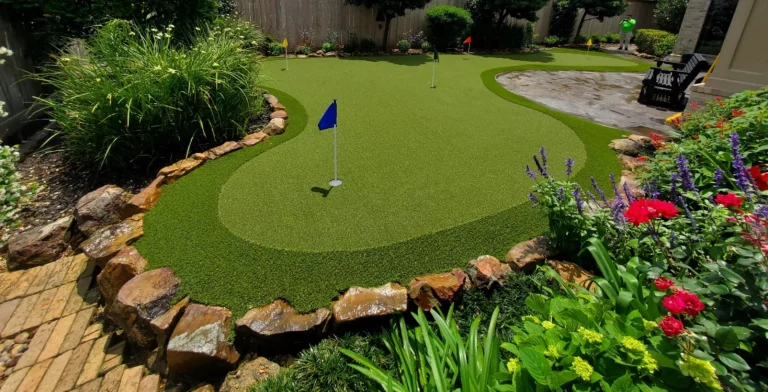 artificial putting green
