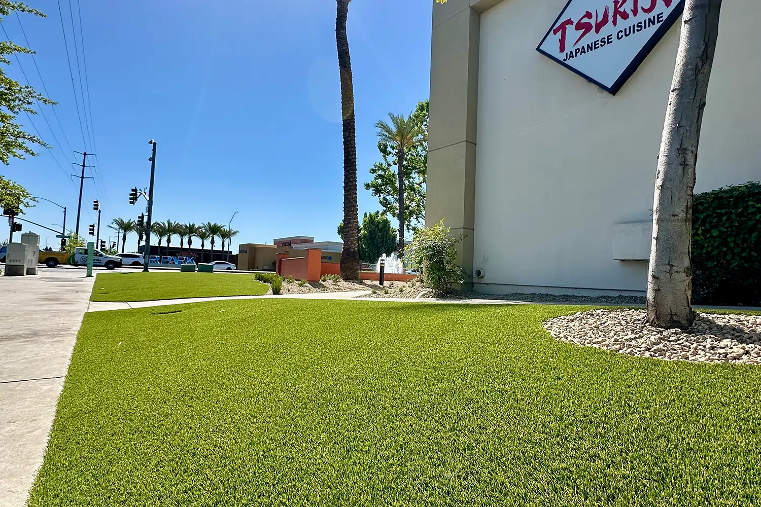 synlawn-ca-commercial-turf-faq-mobile-1